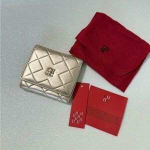 NWOT Authentic Carolina Herrera Gold Genuine Leather Quilted Wallet